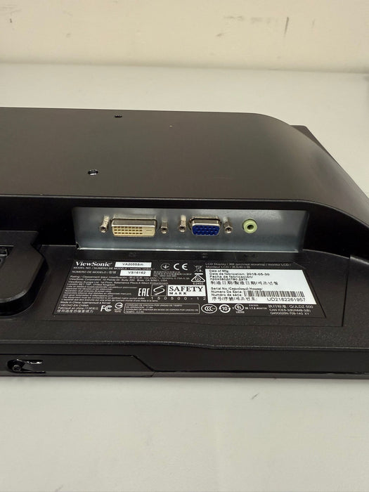 Mixed Computer Monitors WHOLESALE BULK - Lot of 7 Total Monitors