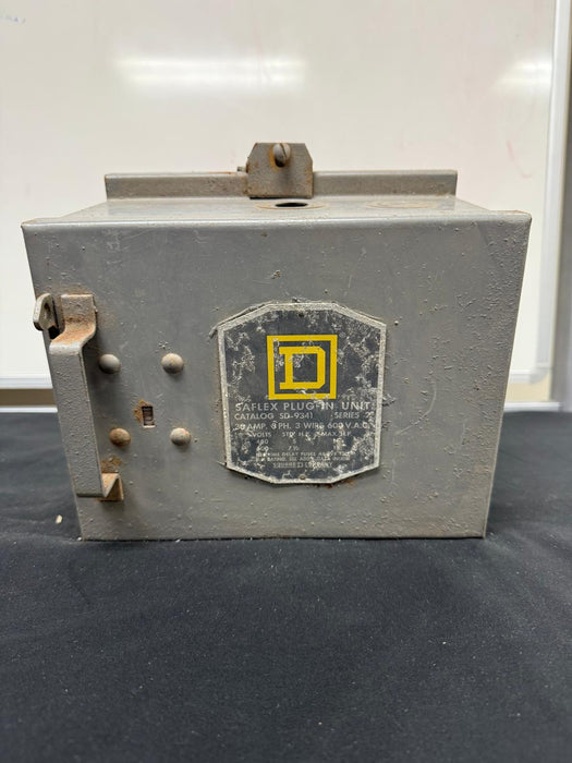 Square D Plug In Unit SD-9341 30 Amp Bus Plug Enclosure SD9341 Switch Disconnect