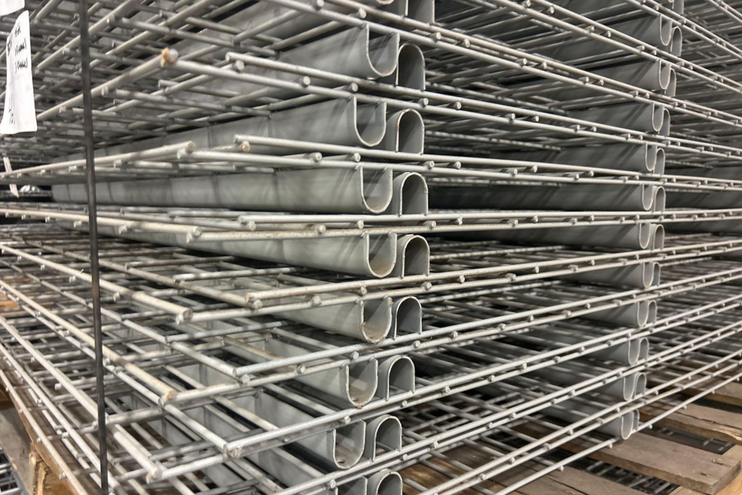 36"D x 46"L Pallet Rack Racking Shelf Wire Deck Decking Mesh, Inside Flat Flush, Used