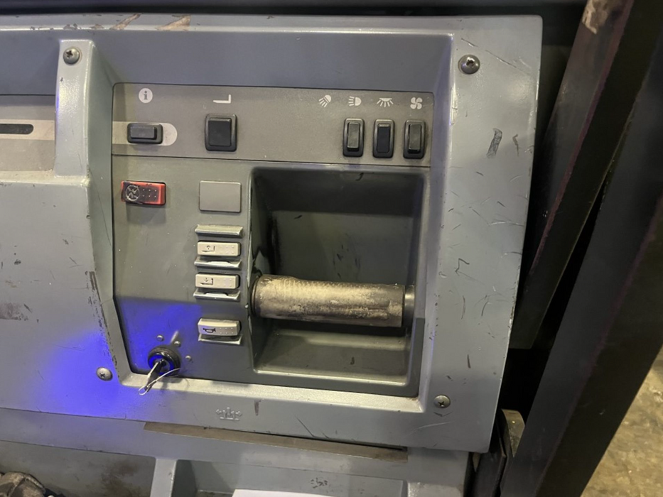 Crown SP3200 Electric Stand-Up Order Picker Forklift, CAP# 3,000lbs