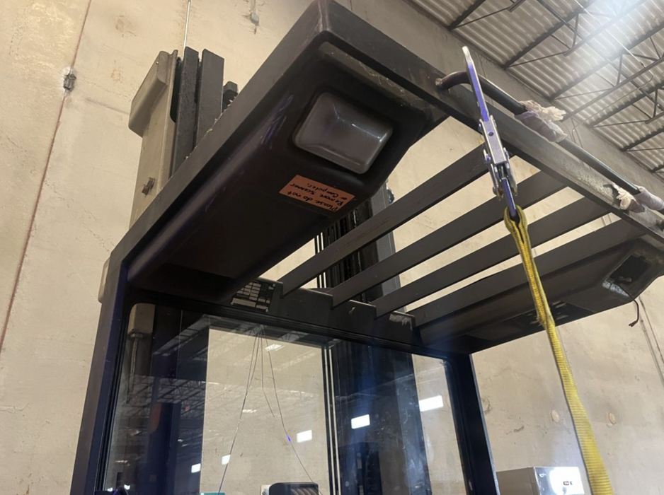 Crown SP3200 Electric Stand-Up Order Picker Forklift, CAP# 3,000lbs