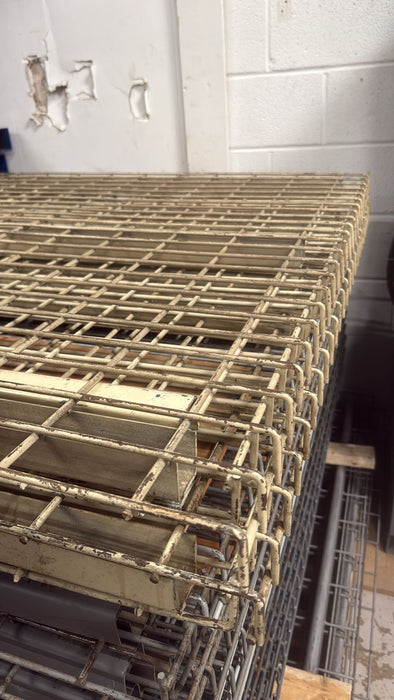 42"D x 46"L Waterfall Wire Decking – Used Pallet Rack Shelf Mesh Panel