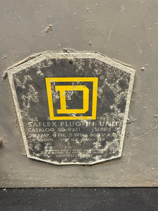 Square D Plug In Unit SD-9341 30 Amp Bus Plug Enclosure SD9341 Switch Disconnect