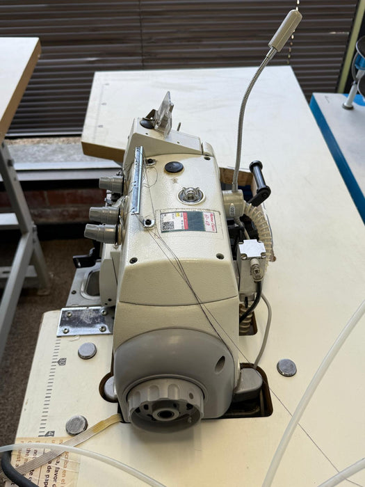 JACK JK-797DI-3-504 4 Thread Overlock Small Cylinder Industrial Sewing Machine, Pre-Owned