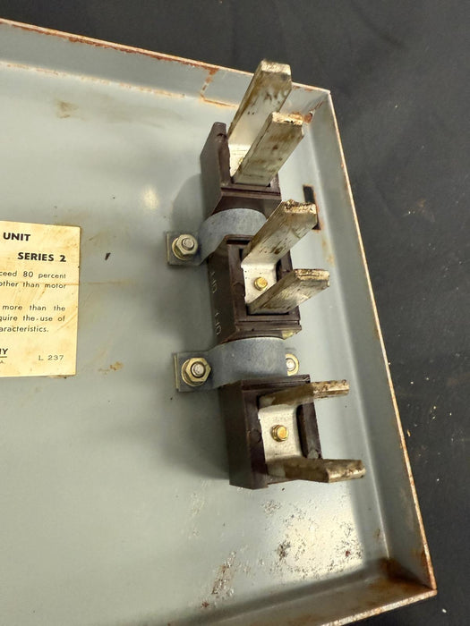 Square D Plug In Unit SD-9341 30 Amp Bus Plug Enclosure SD9341 Switch Disconnect