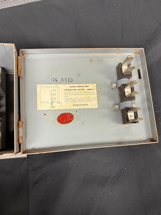 Square D Plug In Unit SD-9341 30 Amp Bus Plug Enclosure SD9341 Switch Disconnect