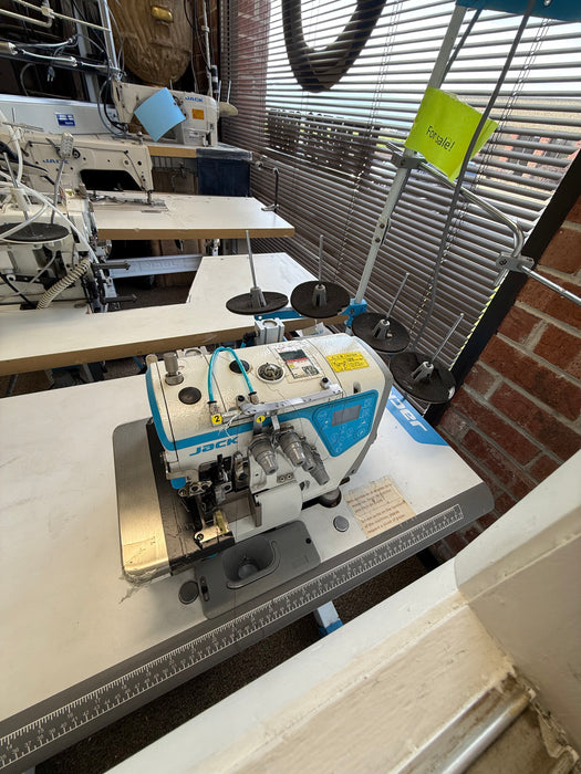 Jack C5-4 Computerized, Direct Drive, Double Needle Overlock with Suction Industrial Sewing Machine , Pre-Owned