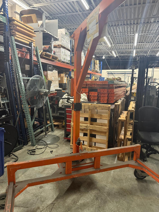 Oxbon Portable Cable Lifting Crain Swivel Cart, Cable 2500lbs CAP, Used