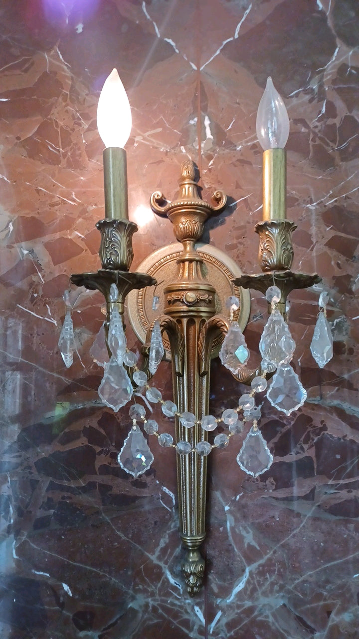 Vintage ANTIQUE FRENCH STYLE GILT BRONZE 2 LIGHT CANDELABRA WALL SCONCE FIXTURE LIGHT LAMP 20.5"