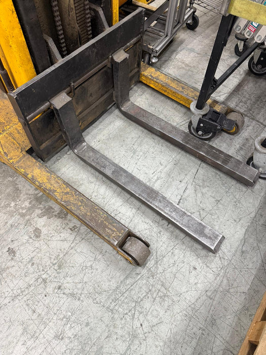 Big Joe 2018-T8 Walkie Stacker 2018-T8 2000 lbs Cap. , Used