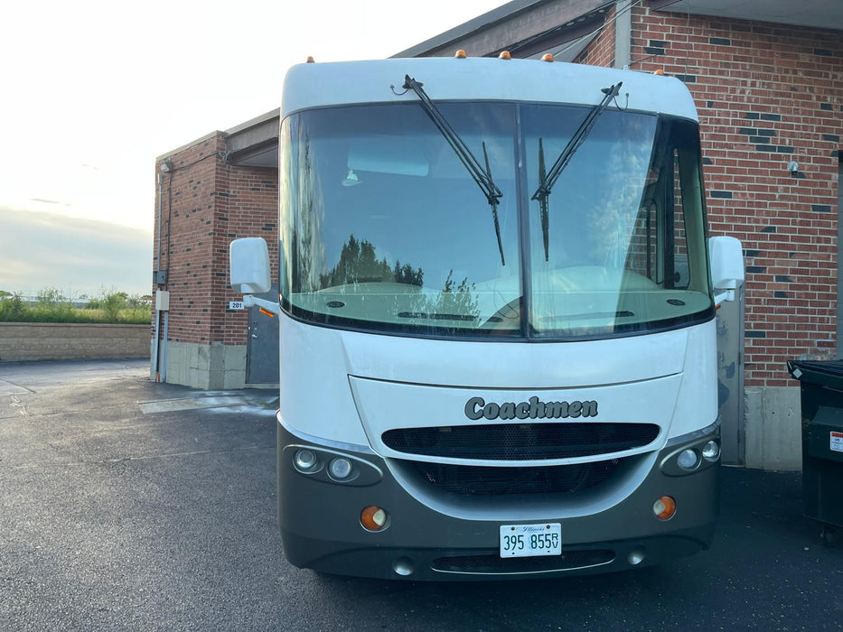 2002 Coachmen Aurora RV Motorhome, Gas