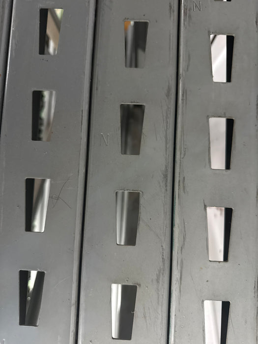 11ft x 32" Keystone Style Upright USED