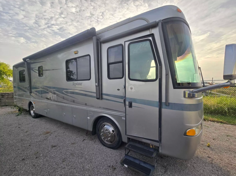 2004 Neptune Holiday Rambler CLASS A Motorhome RV , Diesel