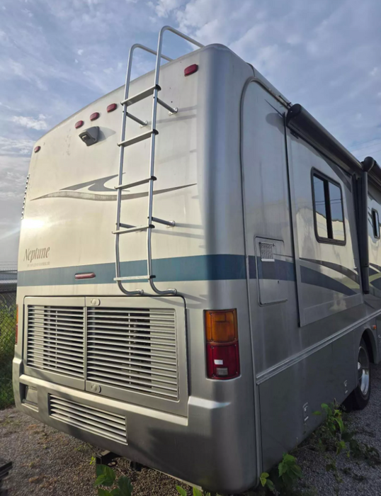2004 Neptune Holiday Rambler CLASS A Motorhome RV , Diesel