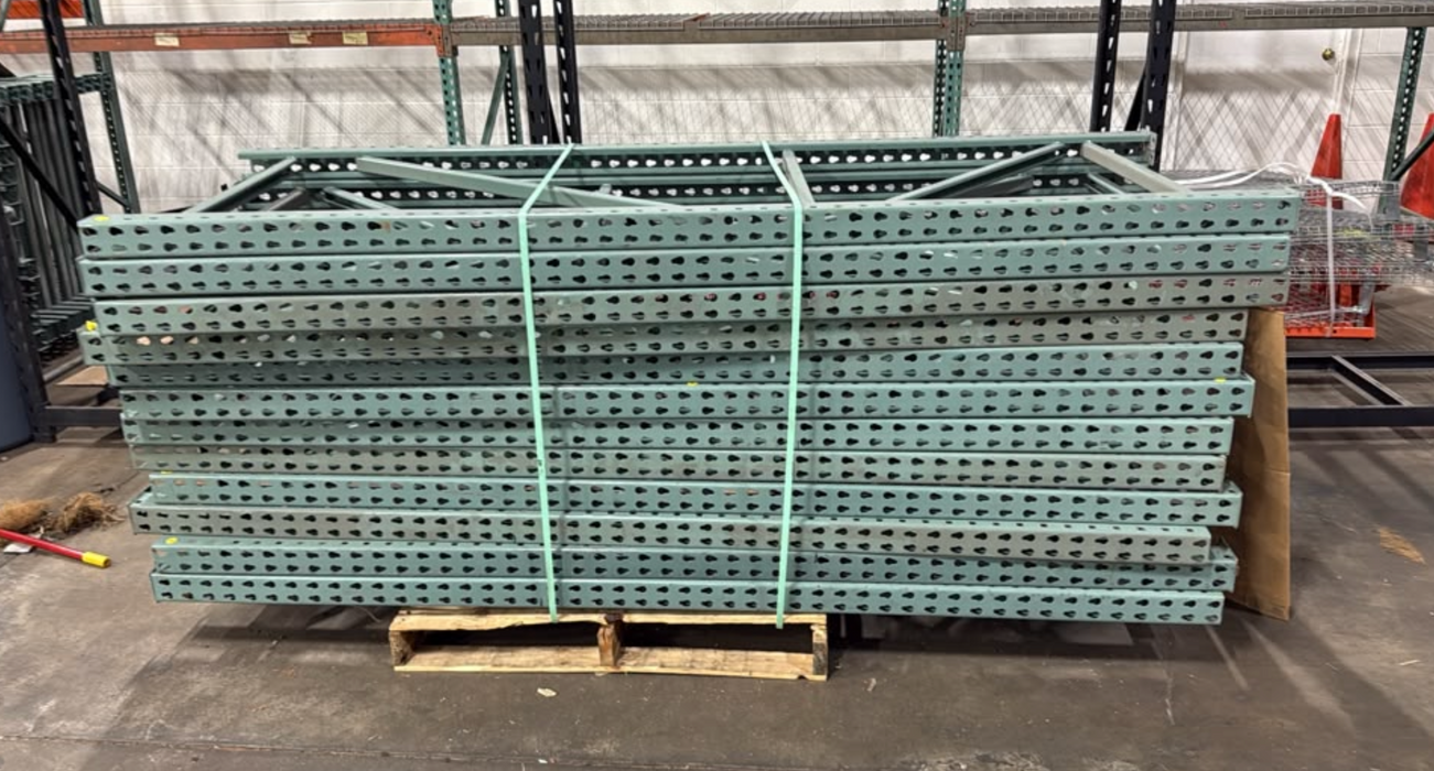 10ft x 36" Uprights Teardrop Style USED