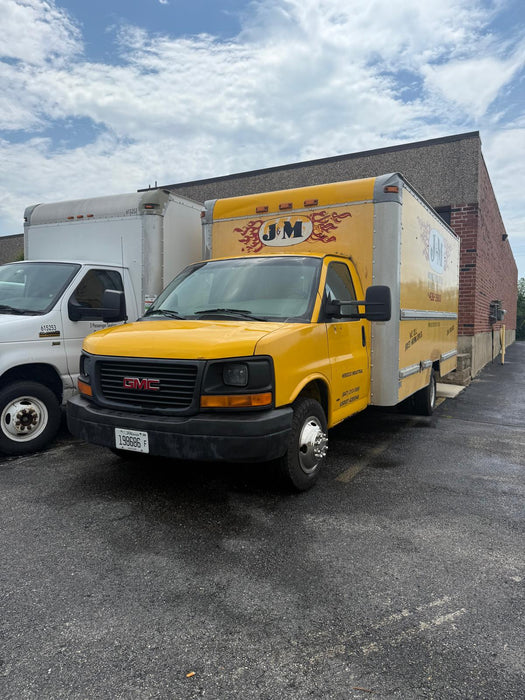2003 GMC Savana 3500 16ft Commercial Box Truck