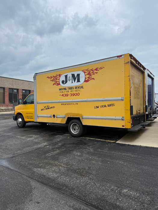 2003 GMC Savana 3500 16ft Commercial Box Truck