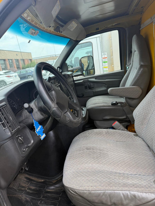 2003 GMC Savana 3500 16ft Commercial Box Truck