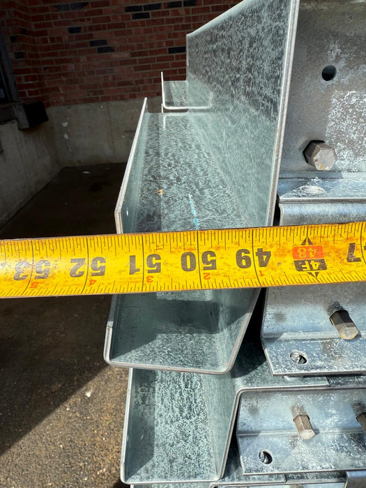 UNEX® 17.5"W Gravity Roller Conveyor, 4ft Length for Gravity Flow Pallet Racking, Used