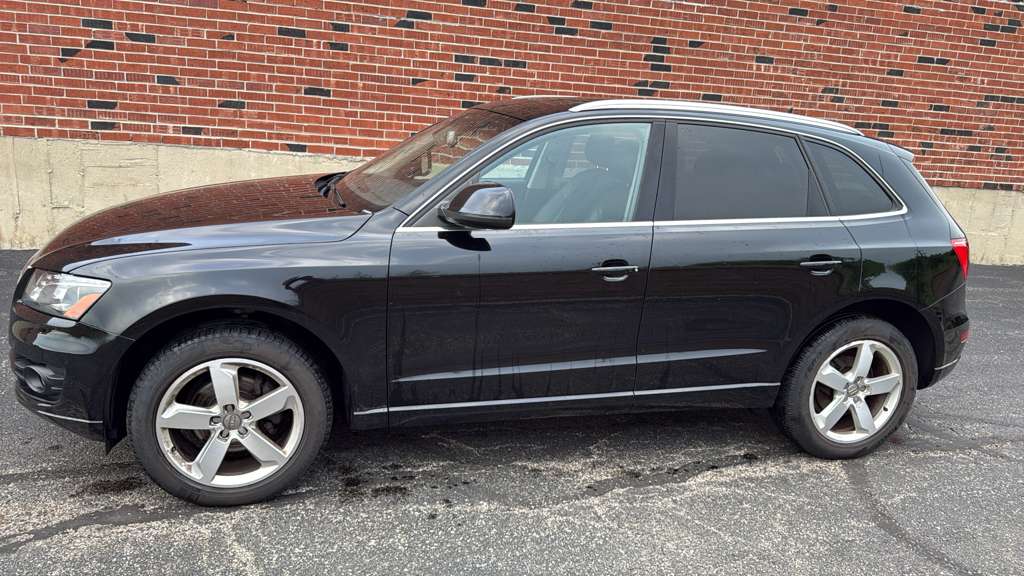 2011 Audi Q5 Quattro AWD SUV