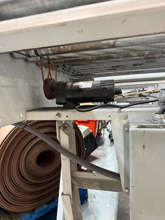 Roach Conveyor 20ft Length x 39in Wide Powered Motorized Roller Conveyor, Pre-Owned