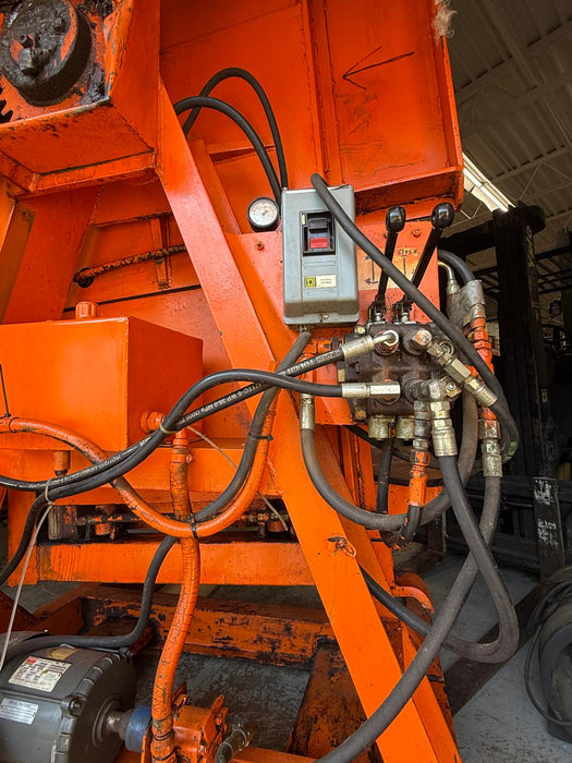 Payne Bros Hydraulic Pallet Inverter Machine – Free Standing 180° Rotation – Used