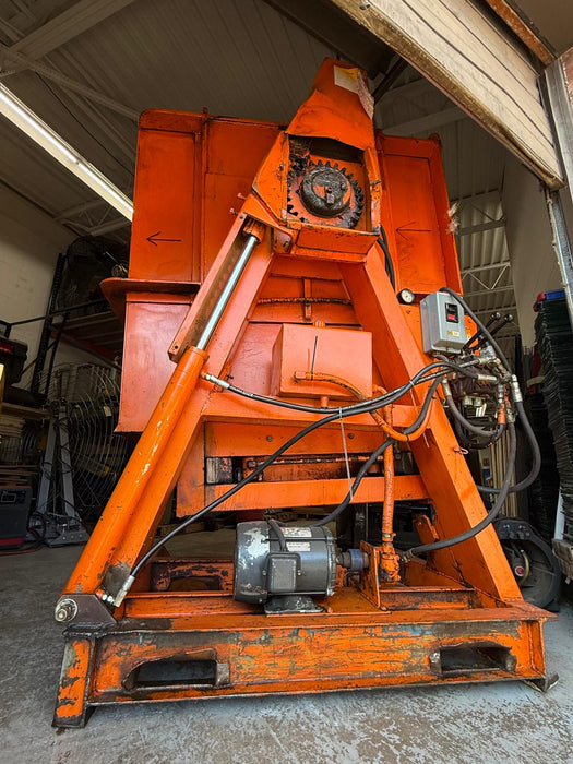Payne Bros Hydraulic Pallet Inverter Machine – Free Standing 180° Rotation – Used