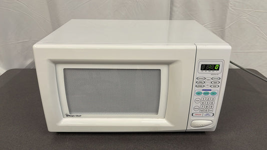 Magic Chef 1.6cf 1100 W White Microwave (MCD1611W)