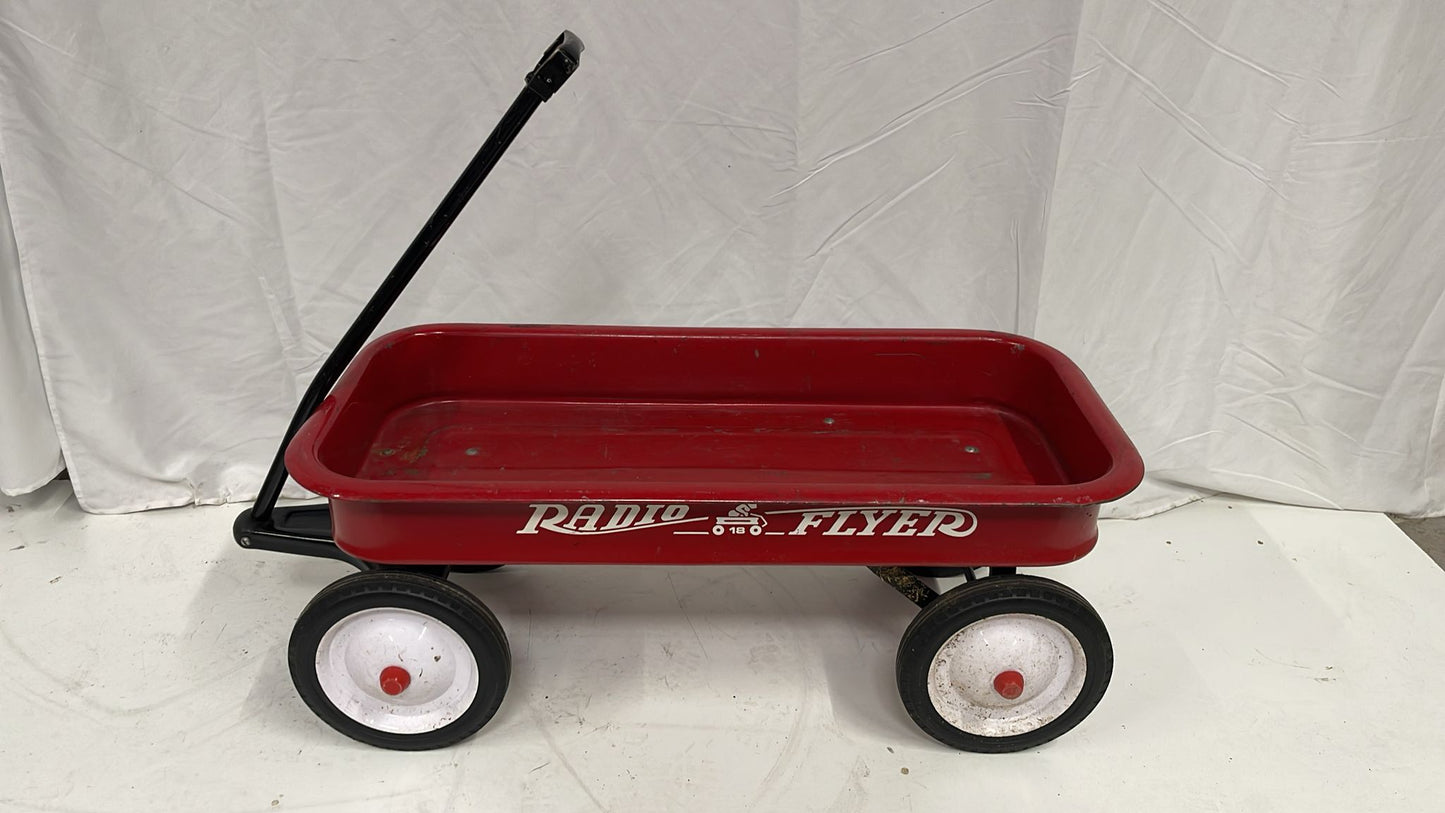 Radio Flyer Original Classic Red Steel Wagon