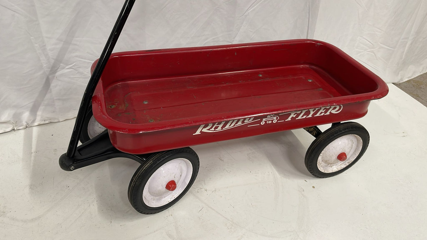 Radio Flyer Original Classic Red Steel Wagon